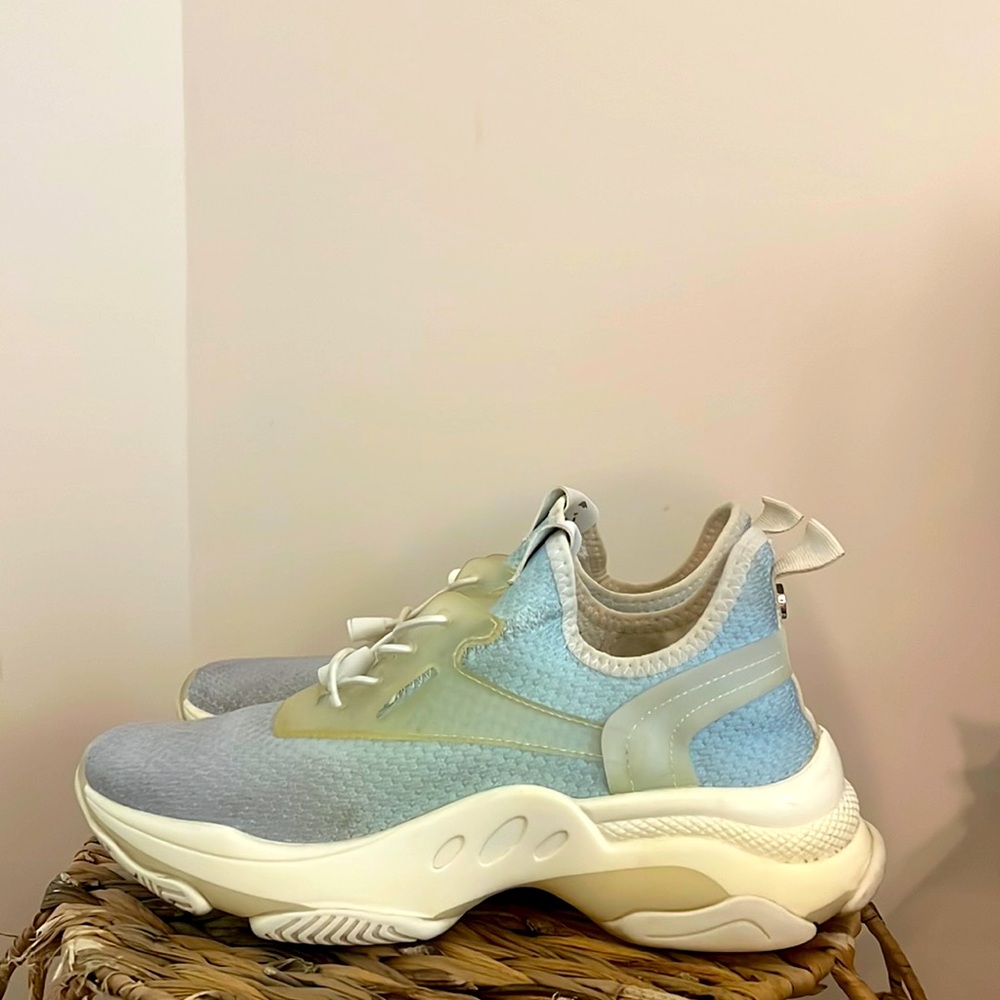 Steve Madden Sneakers Size:8